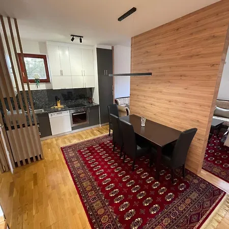 Free Parking Potoklinica Apartment