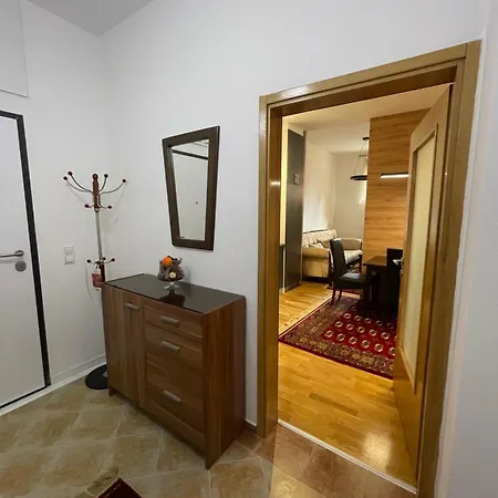 Free Parking Potoklinica Apartment *